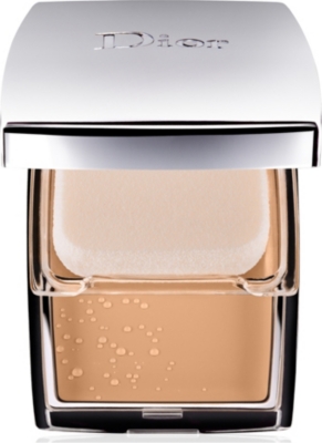 DIOR Diorskin Nude&reg; Compact Gel