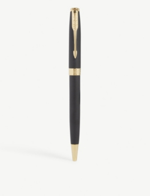 PARKER: Sonnet matt black gold trim ballpoint pen