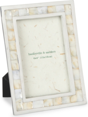 BASKERVILLE AND SANDERS Mother of pearl photo frame 4