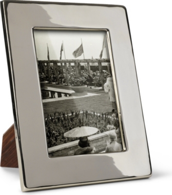 BASKERVILLE AND SANDERS Silver-plated classic photo frame 5