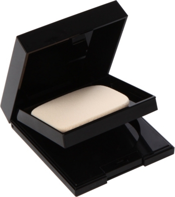 SUQQU Nuancing pressed powder compact