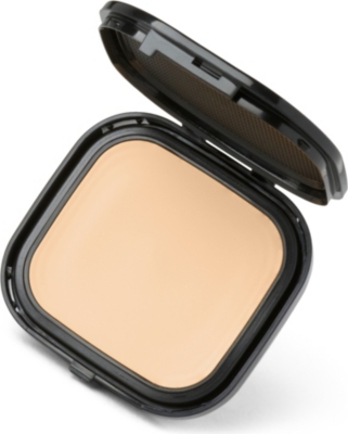 SUQQU Frame Fix Lasting Pact Foundation