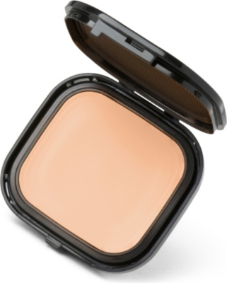 SUQQU Frame Fix Lasting Pact Foundation