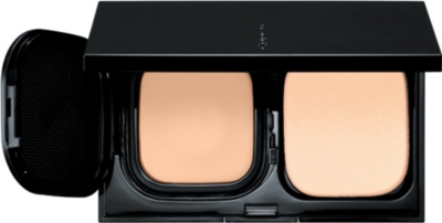 SUQQU Frame Fix moist pact foundation SPF 25
