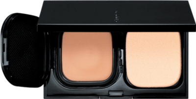 SUQQU Frame Fix moist pact foundation SPF 25