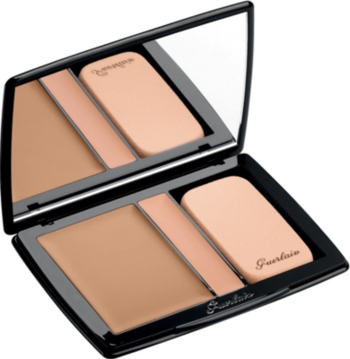 GUERLAIN Lingerie de Peau compact foundation and concealer