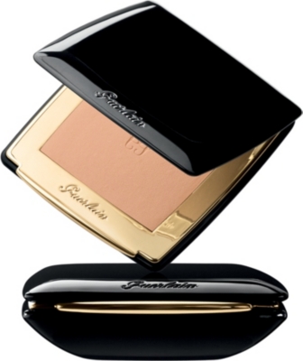 GUERLAIN Parure Gold compact foundation