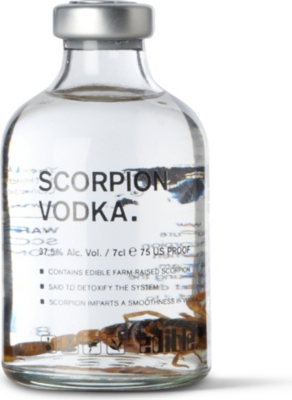EDIBLE Scorpion vodka 70ml
