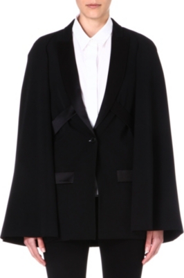 Steal His Style EJ Johnson's Black Tuxedo Cape and FLAWLESS Face At