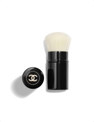 CHANEL LES BEIGES Retractable Kabuki Brush