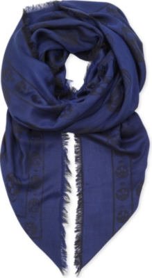ALEXANDER MCQUEEN Skull-printed scarf