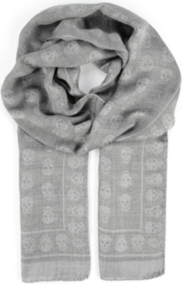 ALEXANDER MCQUEEN Skull print silk scarf