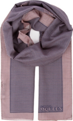 ALEXANDER MCQUEEN Mixed-print skull scarf