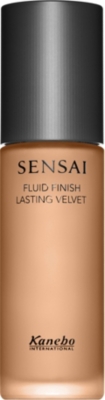 SENSAI BY KANEBO Fluid Finish Lasting Velvet SPF 15