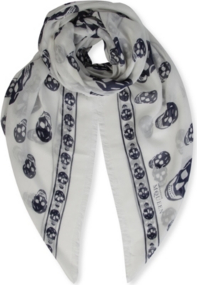 ALEXANDER MCQUEEN Skull-print modal and cashmere-blend pashmina