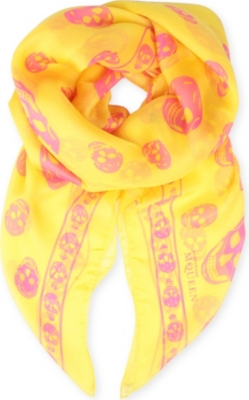 ALEXANDER MCQUEEN Silk skull scarf