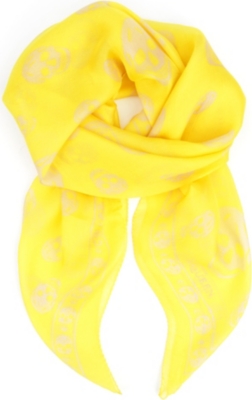 ALEXANDER MCQUEEN Silk skull scarf