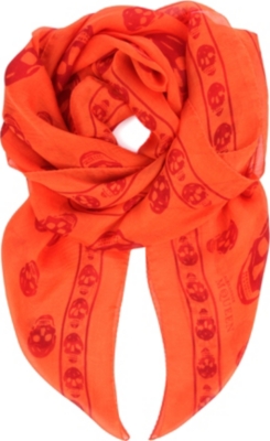 ALEXANDER MCQUEEN Silk skull scarf