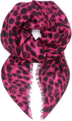 ALEXANDER MCQUEEN Leopard Skull cashmere and silk-blend pashmina