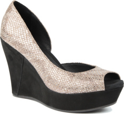 UGG Toura burlap wedge courts