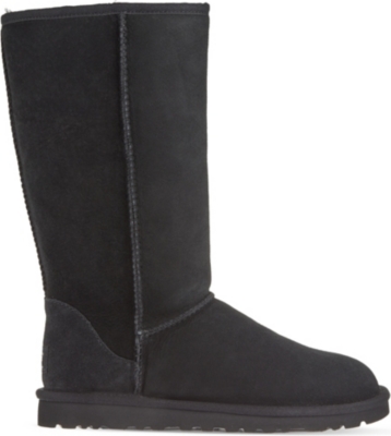UGG Classic Tall sheepskin boots