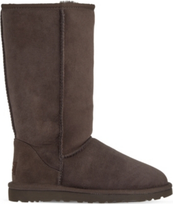 UGG Classic Tall sheepskin boots