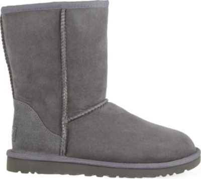 UGG Classic Short sheepskin boots