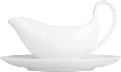 WEDGWOOD White sauce boat