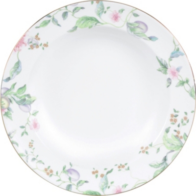 WEDGWOOD Sweet Plum soup plate