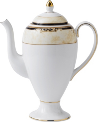 WEDGWOOD Cornucopia coffee pot