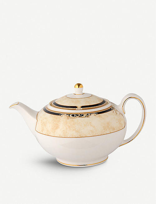 WEDGWOOD: Cornucopia teapot 12cm