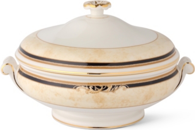 WEDGWOOD Cornucopia covered vegetable dish