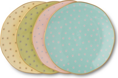 WEDGWOOD Polka Dot Tea Story tea plates