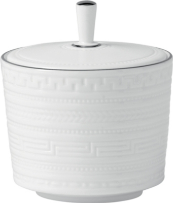 WEDGWOOD Intaglio Platinum covered sugar bowl