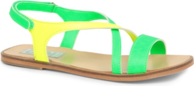 STEP2WO Fluoso sandals 7-10 years