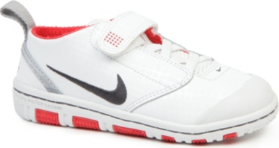 NIKE Sensory Motion Peanut 2 trainers 2-4 years