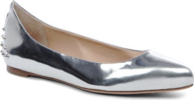 MCQ ALEXANDER MCQUEEN Studded pointy flat shoes