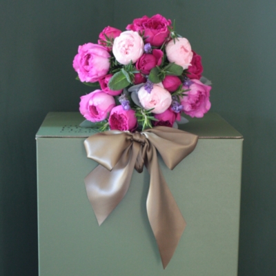 THE REAL FLOWER COMPANY Heavenly Scented mixed pink posy 10 stem bouquet