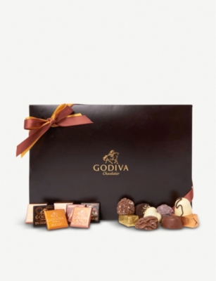 GODIVA Royal suede box of assorted chocolates 568g
