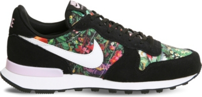 nike floral trainers uk