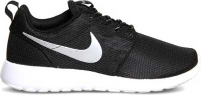 nike roshe womens white with black swoosh