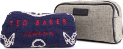 TED BAKER Kowwa wash bag and towel set