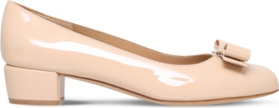 FERRAGAMO Vara patent leather courts