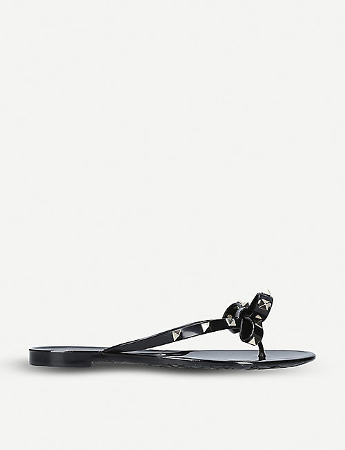 VALENTINO GARAVANI: Rockstud-embellished rubber flip-flops