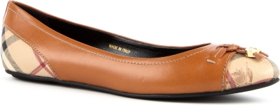 BURBERRY Yates leather ballet pumps
