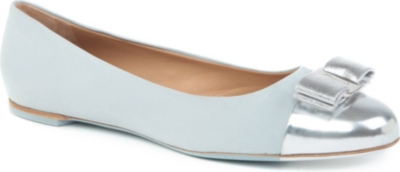 FERRAGAMO Suri leather pumps