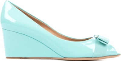 FERRAGAMO Sissi patent leather wedge courts