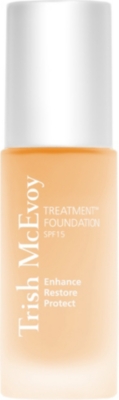 TRISH MCEVOY Treatment Foundation SPF 15