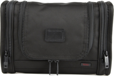 TUMI Alpha hanging travel kit