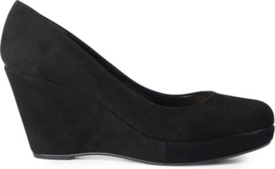 CARVELA Agate suede wedge courts